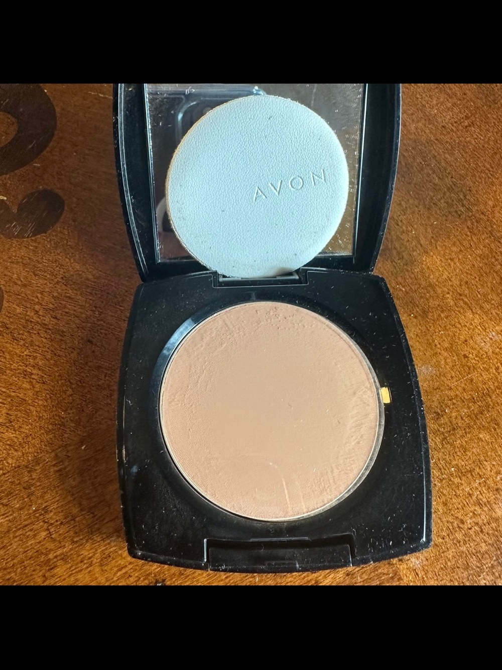 Avon Pressed Powder Dark